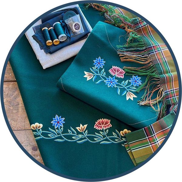 Hovedbilde Komplett Brodert Pakke, Nordlandsbunad Dame 