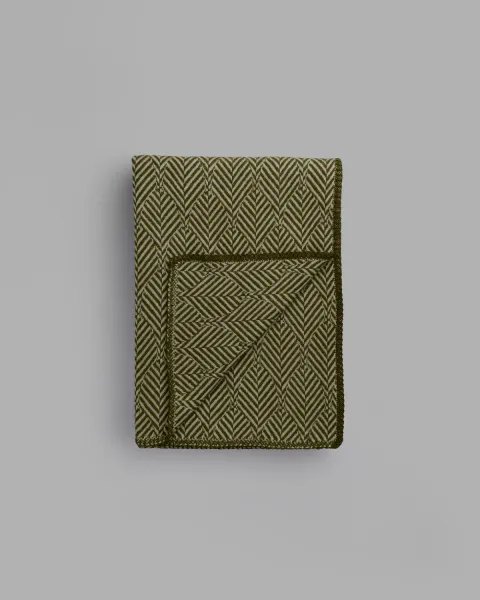 Hovedbilde Under a tree